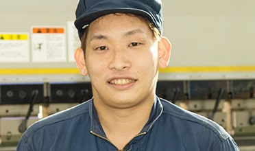 大窪鉄工 先輩社員