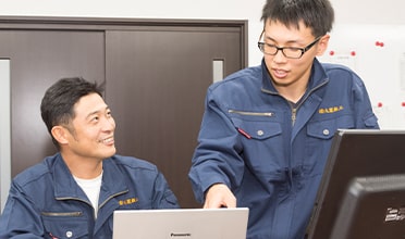 大窪鉄工　先輩社員